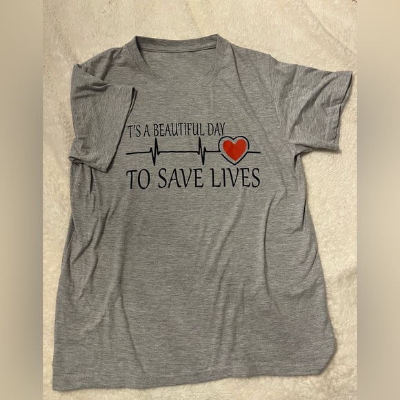 Nursing shirt size M - Picture 1 of 1